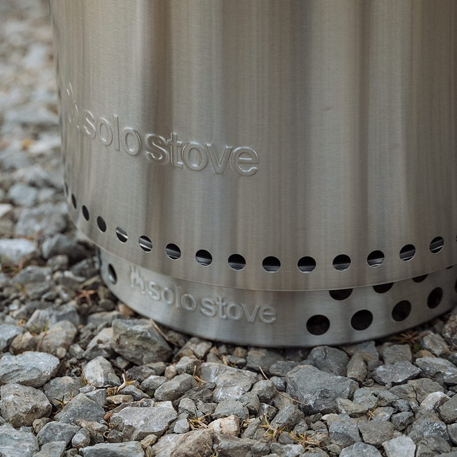 Solo Stove Yukon Stand - Durable 304 Stainless Steel, Heat-Resistant, Portable Elevated Fire Pit Accessory for Safe Use on Decks and Camping - Ideal for Smokeless Fire Pits and Outdoor Fireplaces
